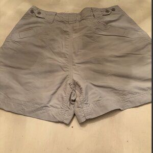 Royal Robbins Short • 6